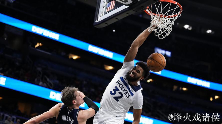 唐斯单手隔扣领衔12月10日五佳球